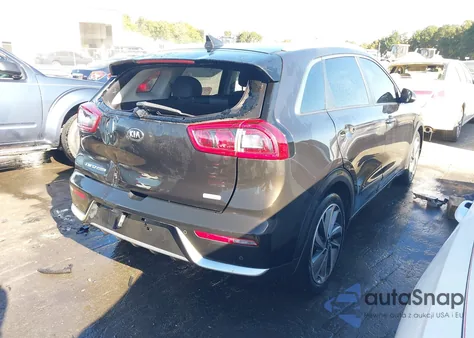 2018 Kia Niro Touring z USA, uszkodzony, nr VIN KNDCE3LC9J5120356